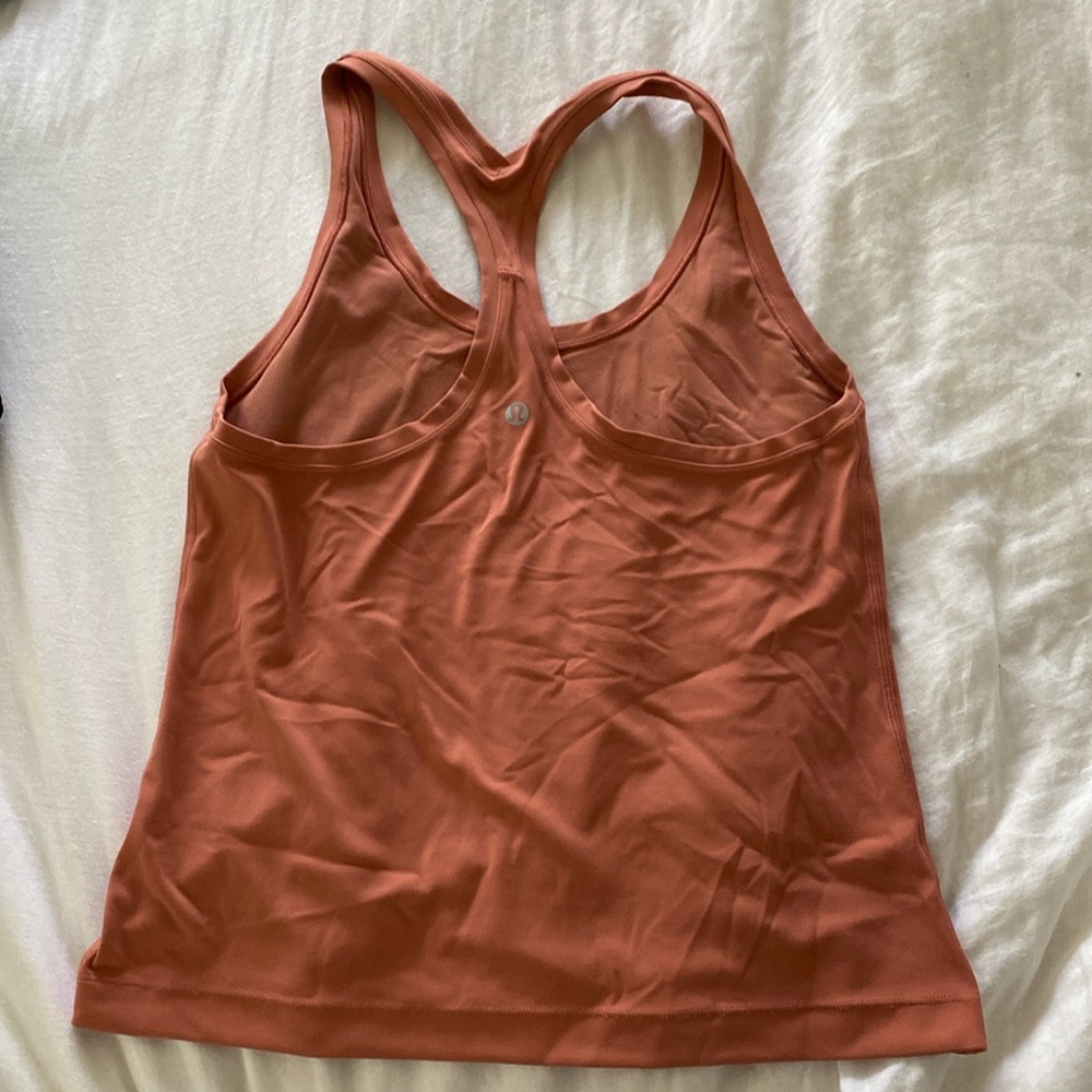 Lululemon top